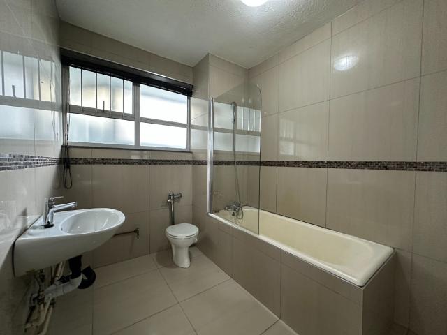 Apartment for sale in Seaview, Kwazulu-natal