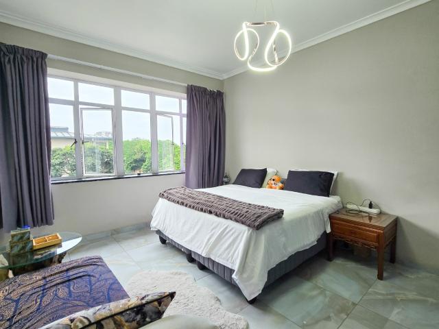 Apartment for sale in Seaview, Kwazulu-natal