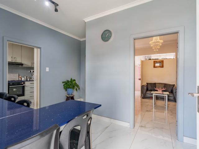 Apartment for sale in Seaview, Kwazulu-natal