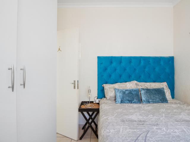 Apartment for sale in Vosloorus, Gauteng
