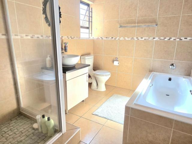 Apartment for sale in Ekurhuleni, Gauteng