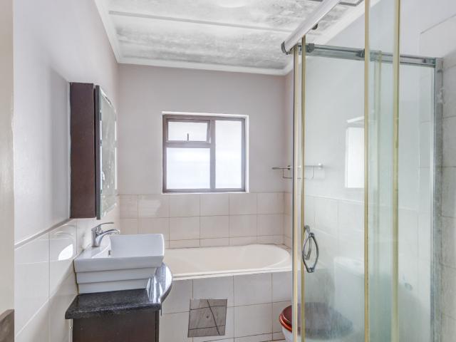 Apartment for sale in Gauteng