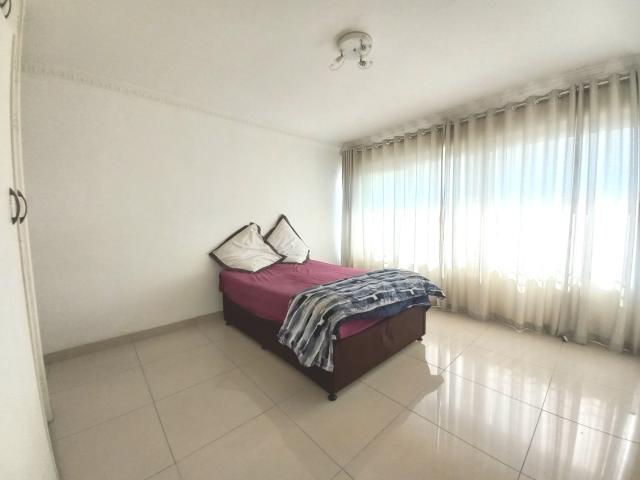 Apartment for sale in Seaview, Kwazulu-natal
