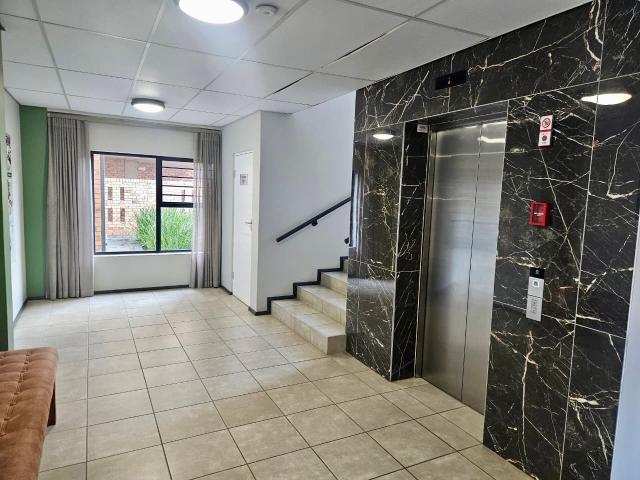 Apartment for sale in Nooitgedacht, Gauteng