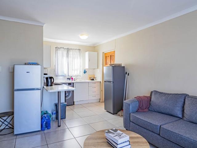 Apartment for sale in Vosloorus, Gauteng