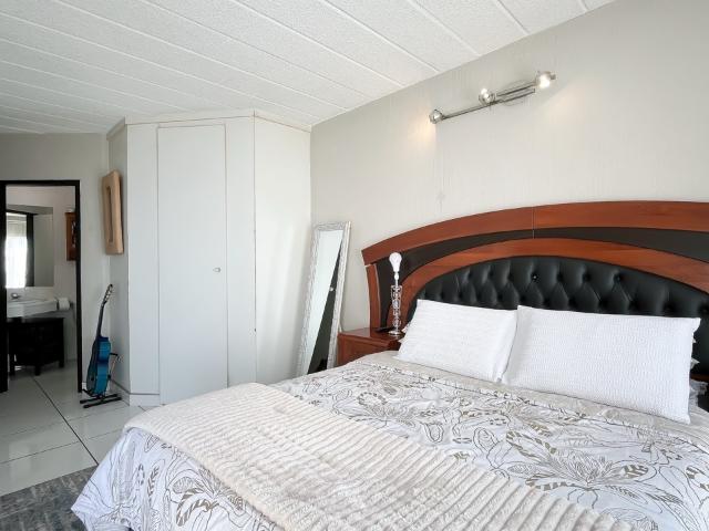 Apartment for sale in Vosloorus, Gauteng