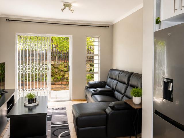 Apartment for sale in Vosloorus, Gauteng