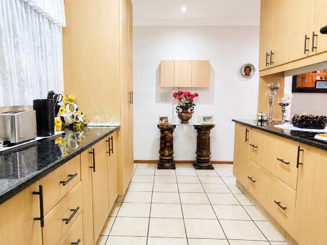 Apartment for sale in Ekurhuleni, Gauteng