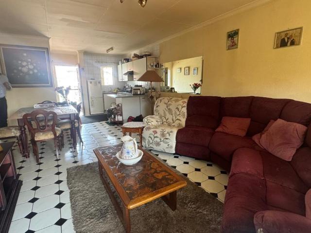 Apartment for sale in Vosloorus, Gauteng