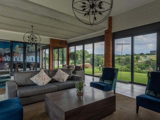 Apartment for sale in North & Sandton, Randburg