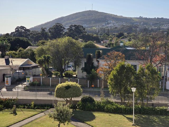Apartment for sale in Parow, Western Cape