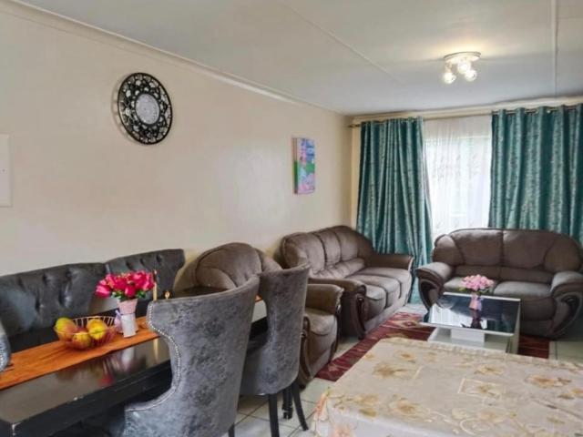 Apartment for sale in Vosloorus, Gauteng