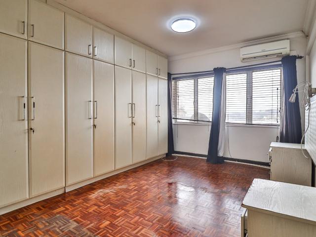 Apartment for sale in Seaview, Kwazulu-natal