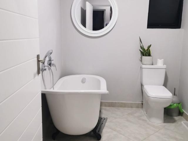 Apartment for sale in Durban North, Kwazulu-natal