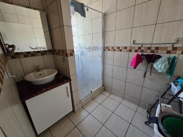 Apartment for sale in Vosloorus, Gauteng
