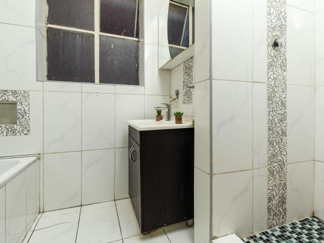 Apartment for sale in Vosloorus, Gauteng