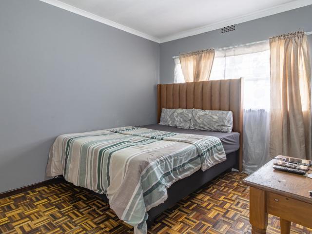 Apartment for sale in Parow, Western Cape
