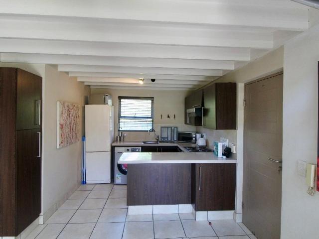 Apartment for sale in Paulshof, Alexandra