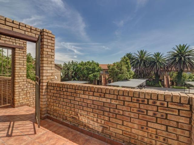 Apartment for sale in Paulshof, Alexandra