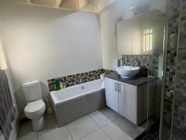 Apartment for sale in Paulshof, Randburg