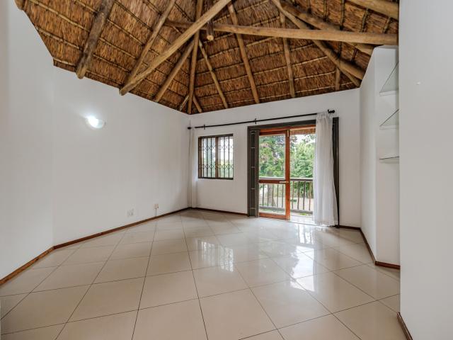 Apartment for sale in Paulshof, Randburg