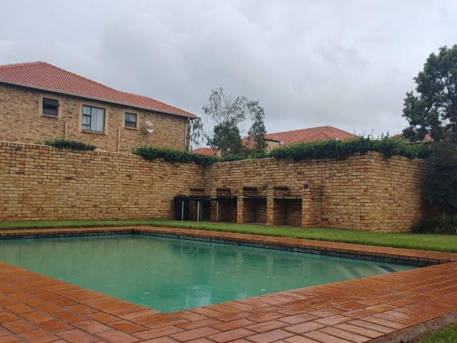 Apartment for sale in Mohlakeng, Gauteng