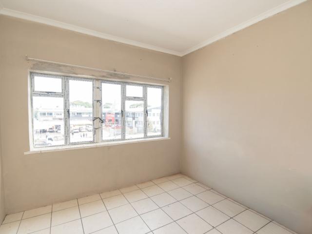 Apartment for sale in Port Elizabeth, Eastern Cape
