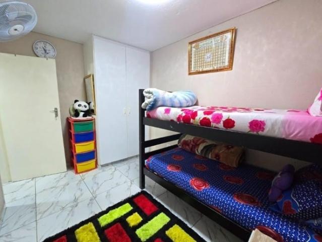 Apartment for sale in Vosloorus, Gauteng