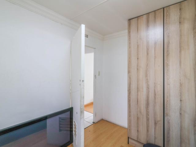 Apartment for sale in Vosloorus, Gauteng