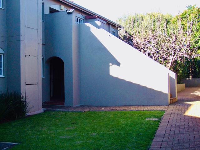 Apartment for sale in Vosloorus, Gauteng