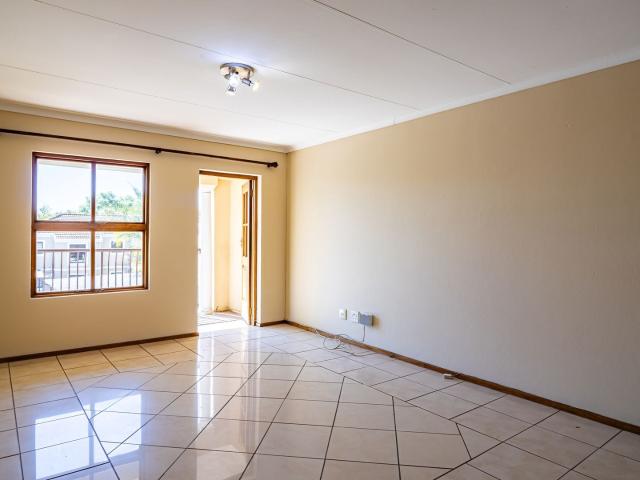 Apartment for sale in Vosloorus, Gauteng
