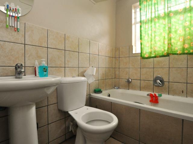 Apartment for sale in Nooitgedacht, Gauteng