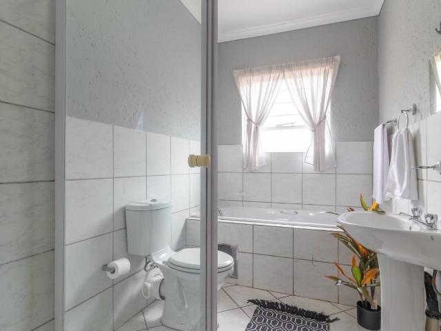 Apartment for sale in Nooitgedacht, Gauteng