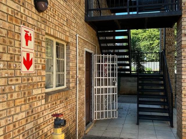 Apartment for sale in Tlhabane, North West