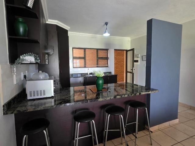 Apartment for sale in Hartbeespoort Dam Nature Reserve, North West
