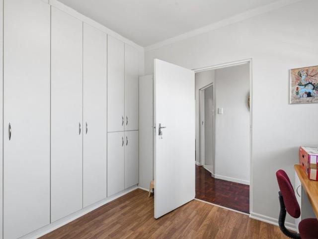 Apartment for sale in Cape Town, Western Cape