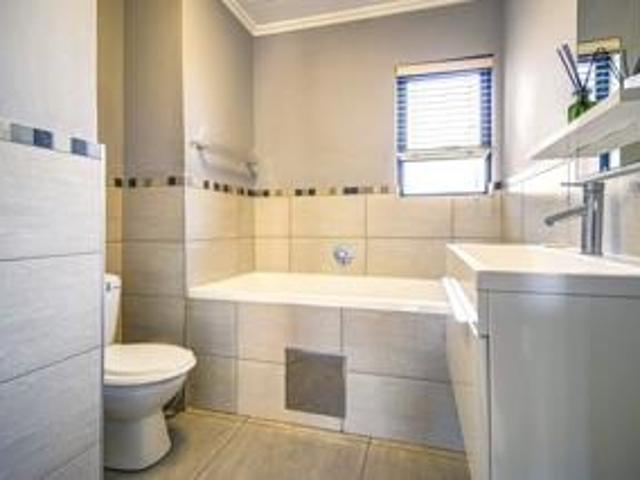 Apartment for sale in Ekurhuleni, Gauteng