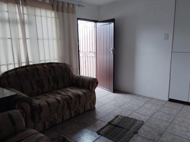 Apartment for sale in Chatsworth, Kwazulu-natal