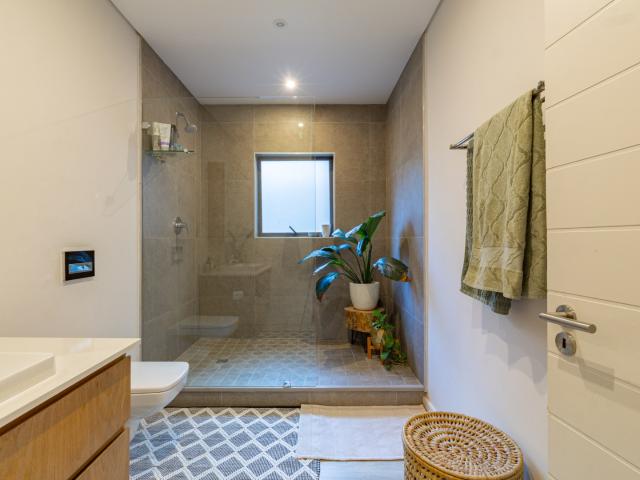 Apartment for sale in Princess Grant, Kwazulu-natal