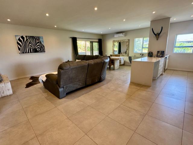 Apartment for sale in La Mercy, Kwazulu-natal