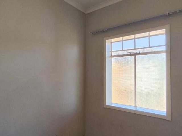 Apartment for sale in Vosloorus, Gauteng