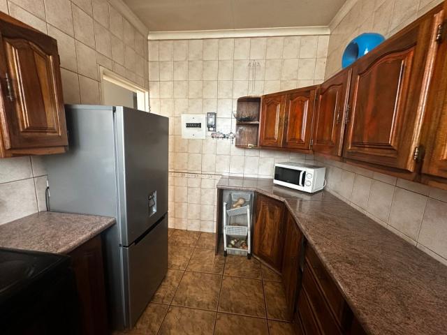 Apartment for sale in Vosloorus, Gauteng
