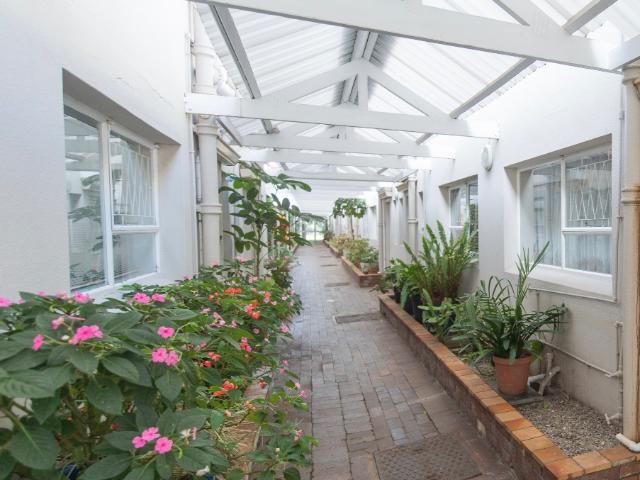 Apartment for sale in Port Elizabeth, Eastern Cape