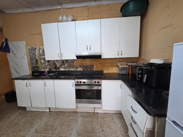 Apartment for sale in Phoenix, Kwazulu-natal