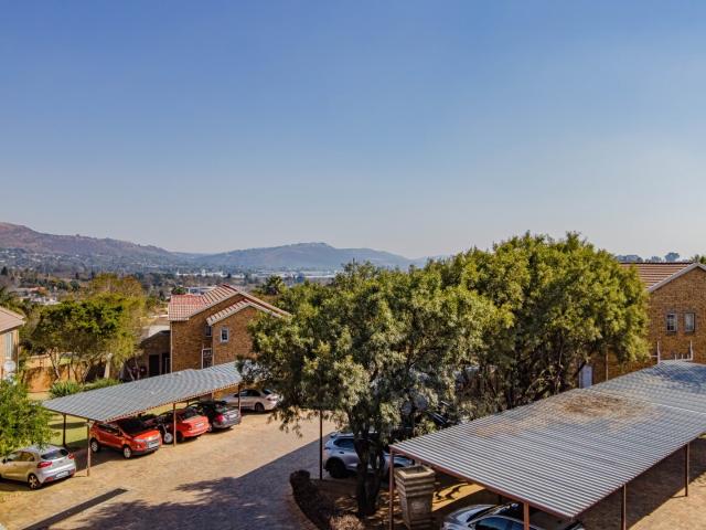 Apartment for sale in Nooitgedacht, Gauteng