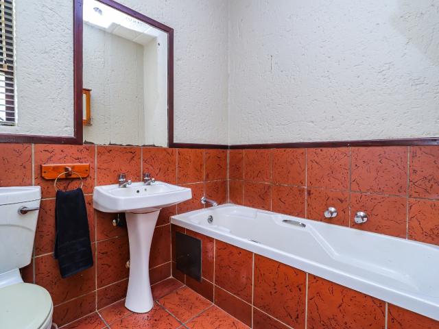 Apartment for sale in Alexandra, Gauteng