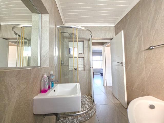 Apartment for sale in East London, Eastern Cape