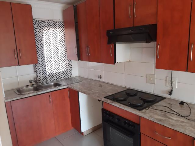 Apartment for sale in Akasia, Gauteng