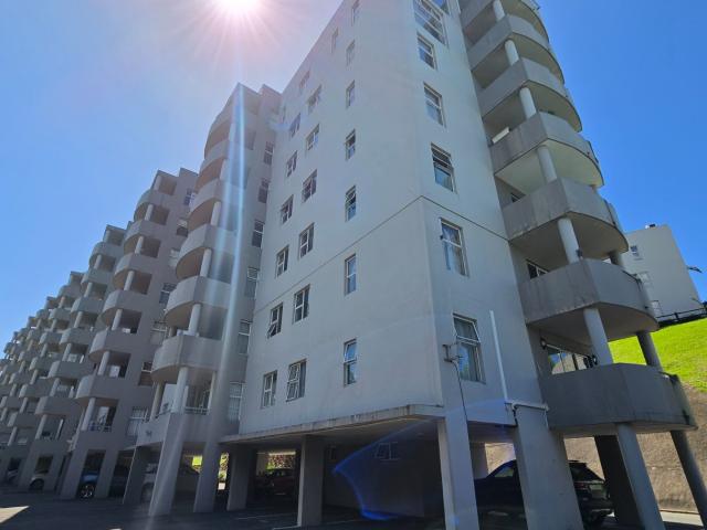 Apartment for sale in Seaview, Kwazulu-natal