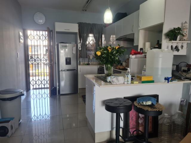 Apartment for sale in Umhlanga, Kwazulu-natal